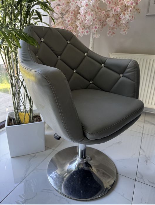 Fotel cyrkonie, glamour, ekoskora, regulowany