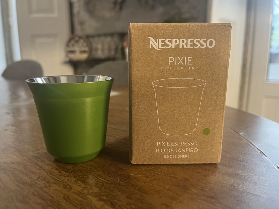 Chavena de café da marca Nespresso