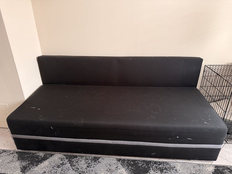 Kanapa za darmo, czarna