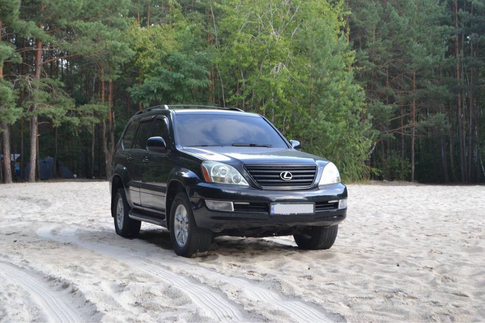 Лексус GX 470,2004 года,автомат,газ/бензин,в хорошем состоянии.