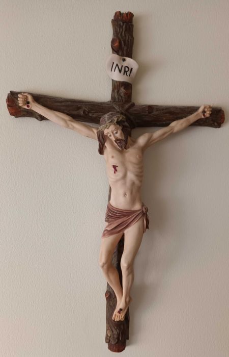 Crucifixo em marfinite
