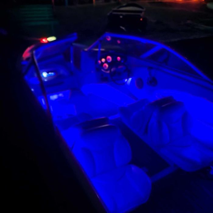 Motorowka Bayliner  f 17