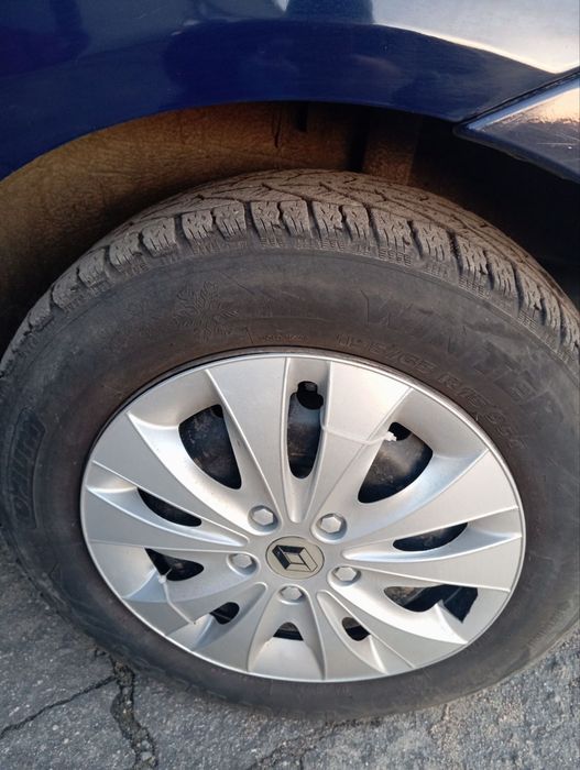 Продаю Рено логан  мсв