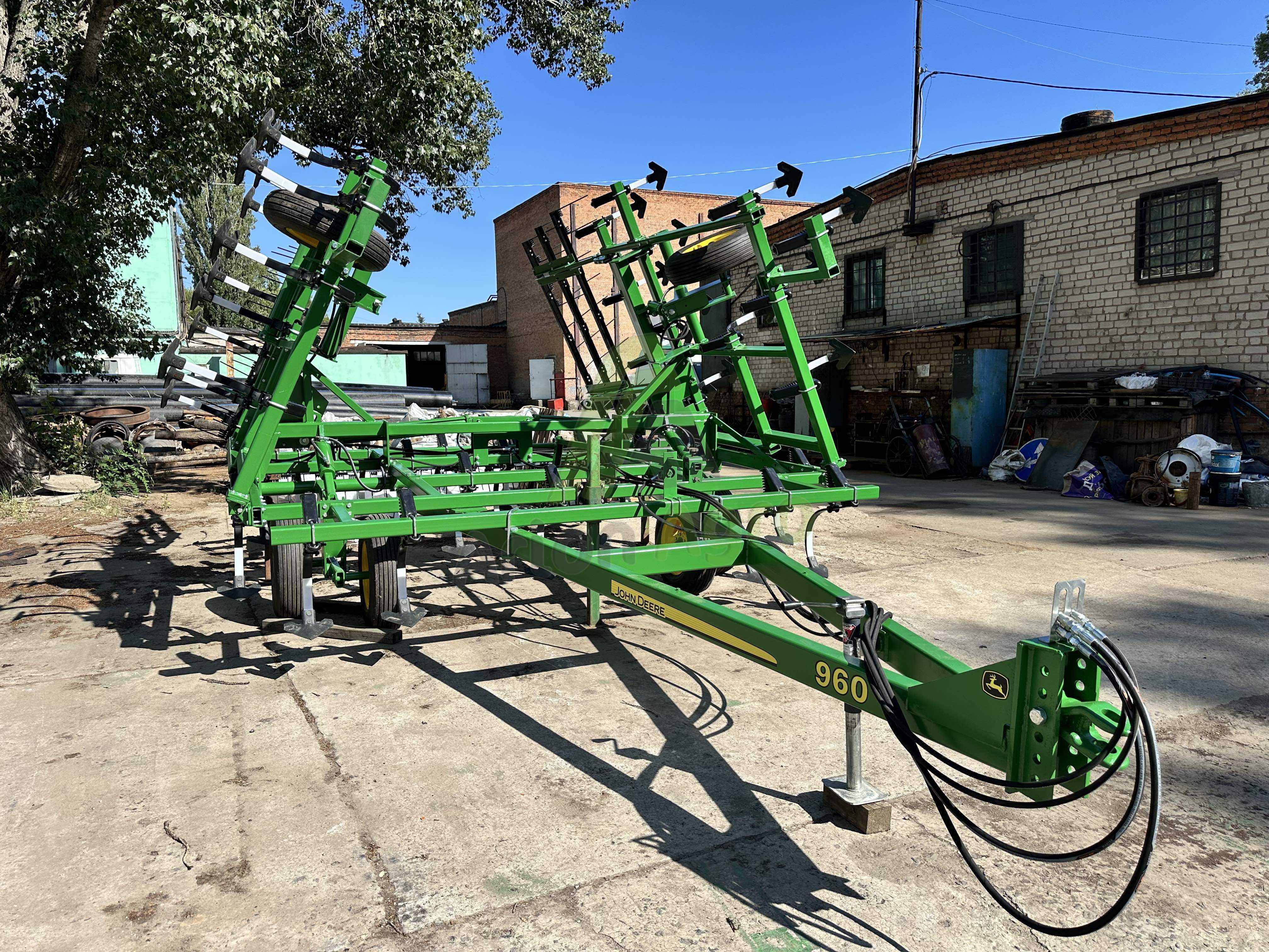 Культиватор Джон Дір 960 John Deere 960 шириною 8 метрів