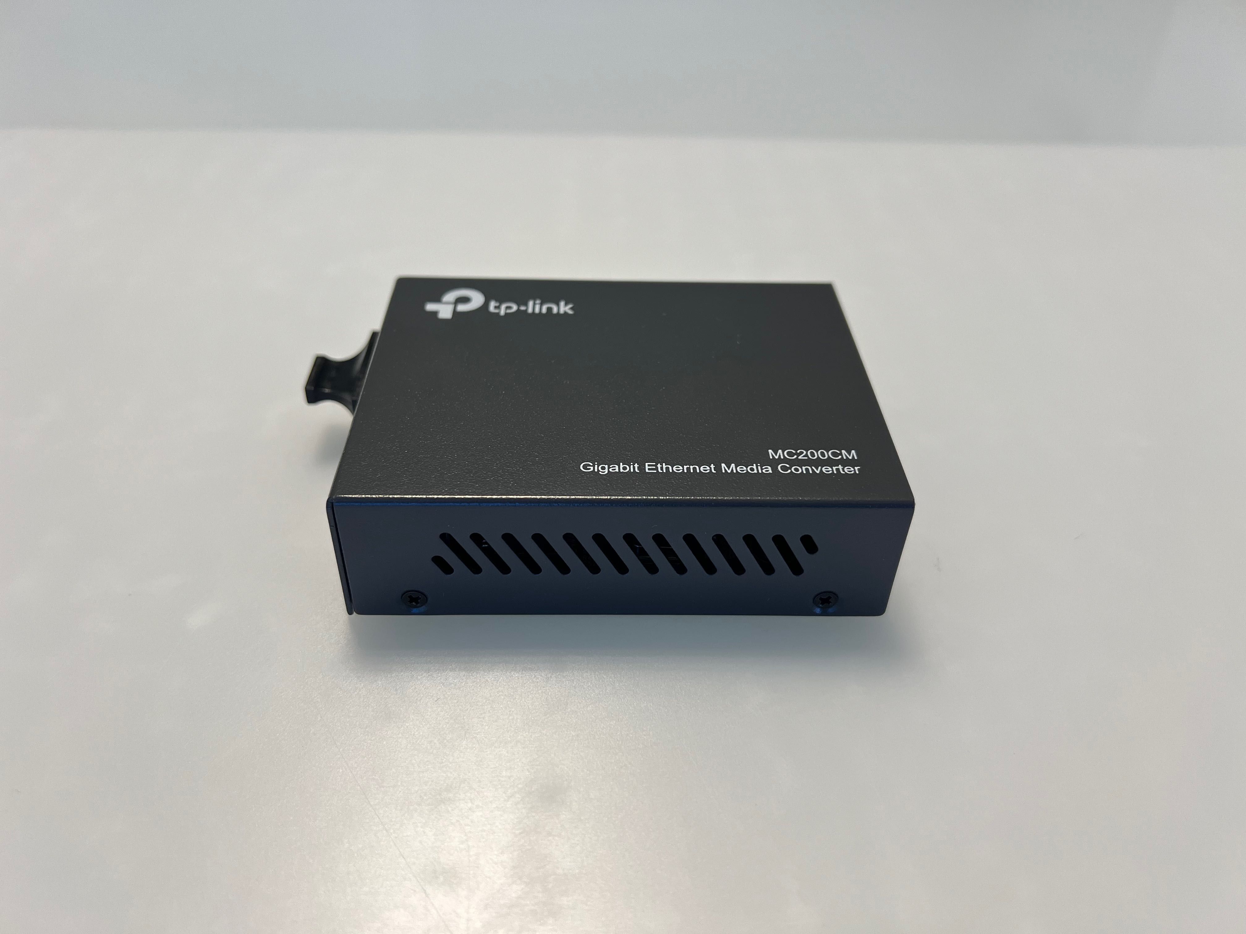 tp-link Gigabit Multi-Mode Media Converter (MC200CM)