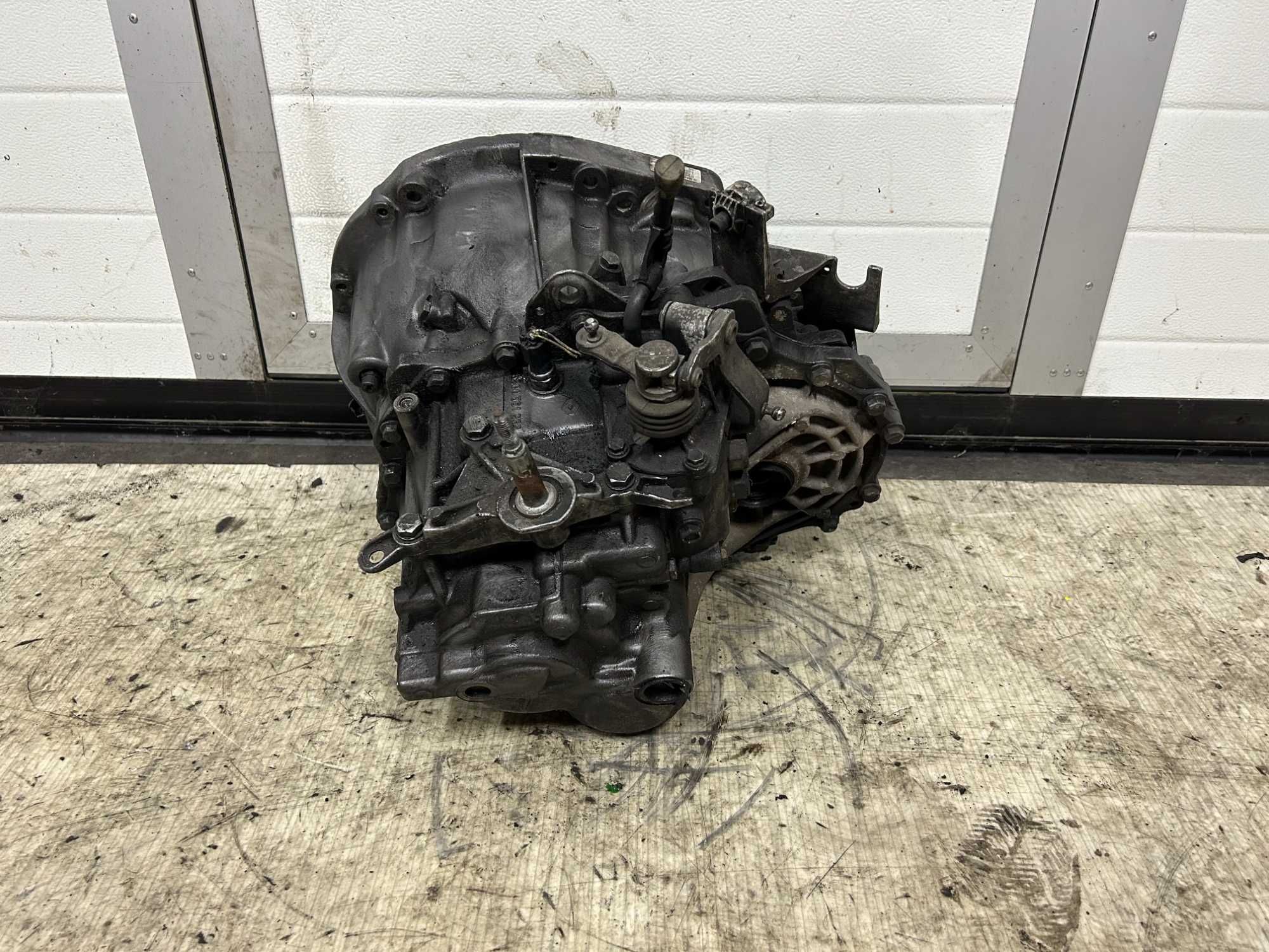 Коробка передач (КПП) Renault Megane 2. Scenic 2 1.9dCi