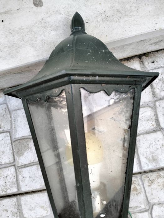 2 candeeiros de exterior em bom estado