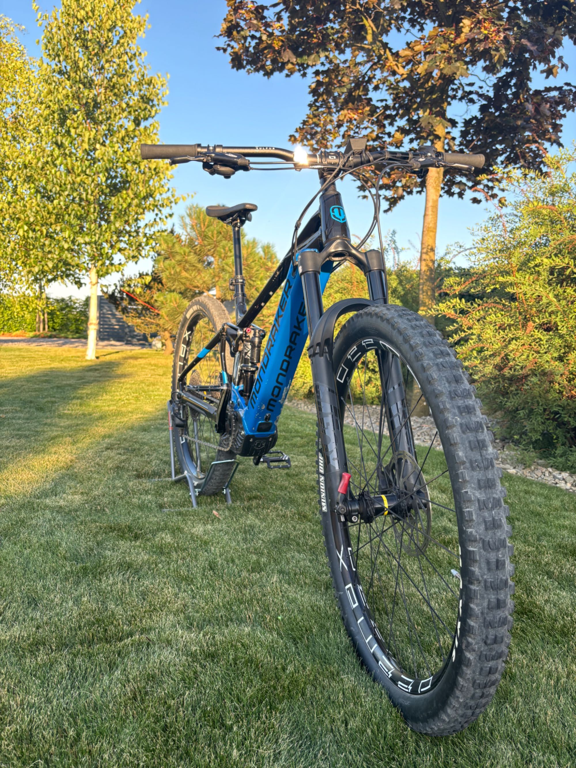 Mondraker Crafty SE – full eMTB, Bosch 625 Wh, Fox 38