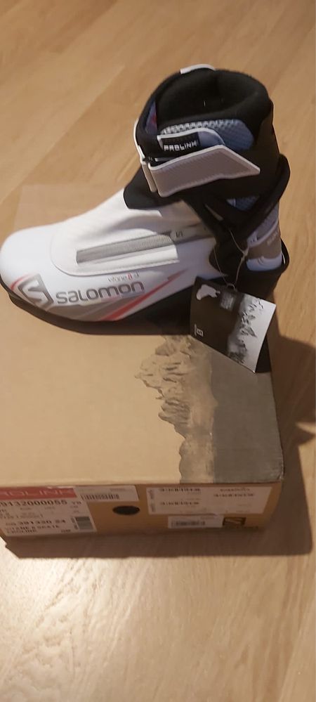 Nowe buty damskie Salomon do nart biegowych
