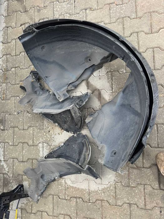 Nadkole Audi A4 2021 rok kompletne