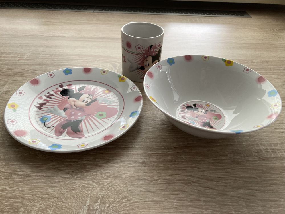 Porcelanowy zestaw śniadaniowy stołowy disney minnie