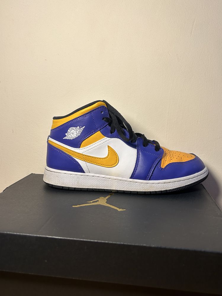 Jordan 1 mid (gs) (dark concord/taxi-white-black)