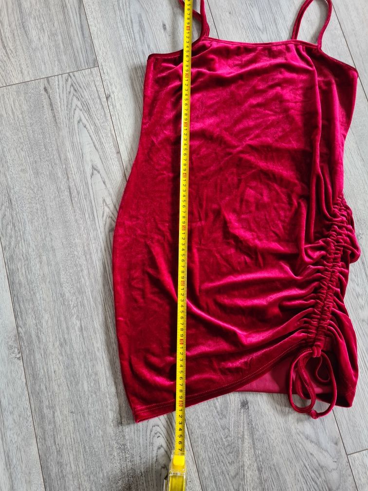 Welurowa sukienka, Shein S-M