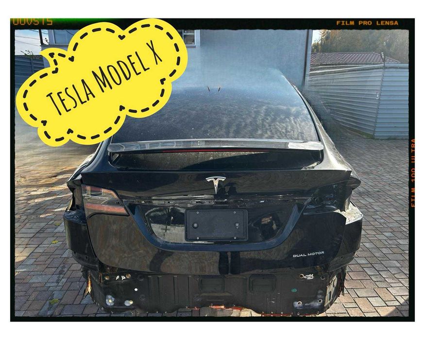 Кришка багажника (ляда) Tesla Model X 1069546-E0-A