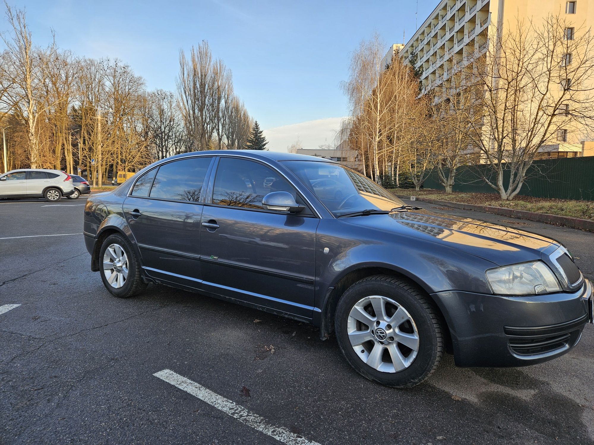 Продам skoda superb