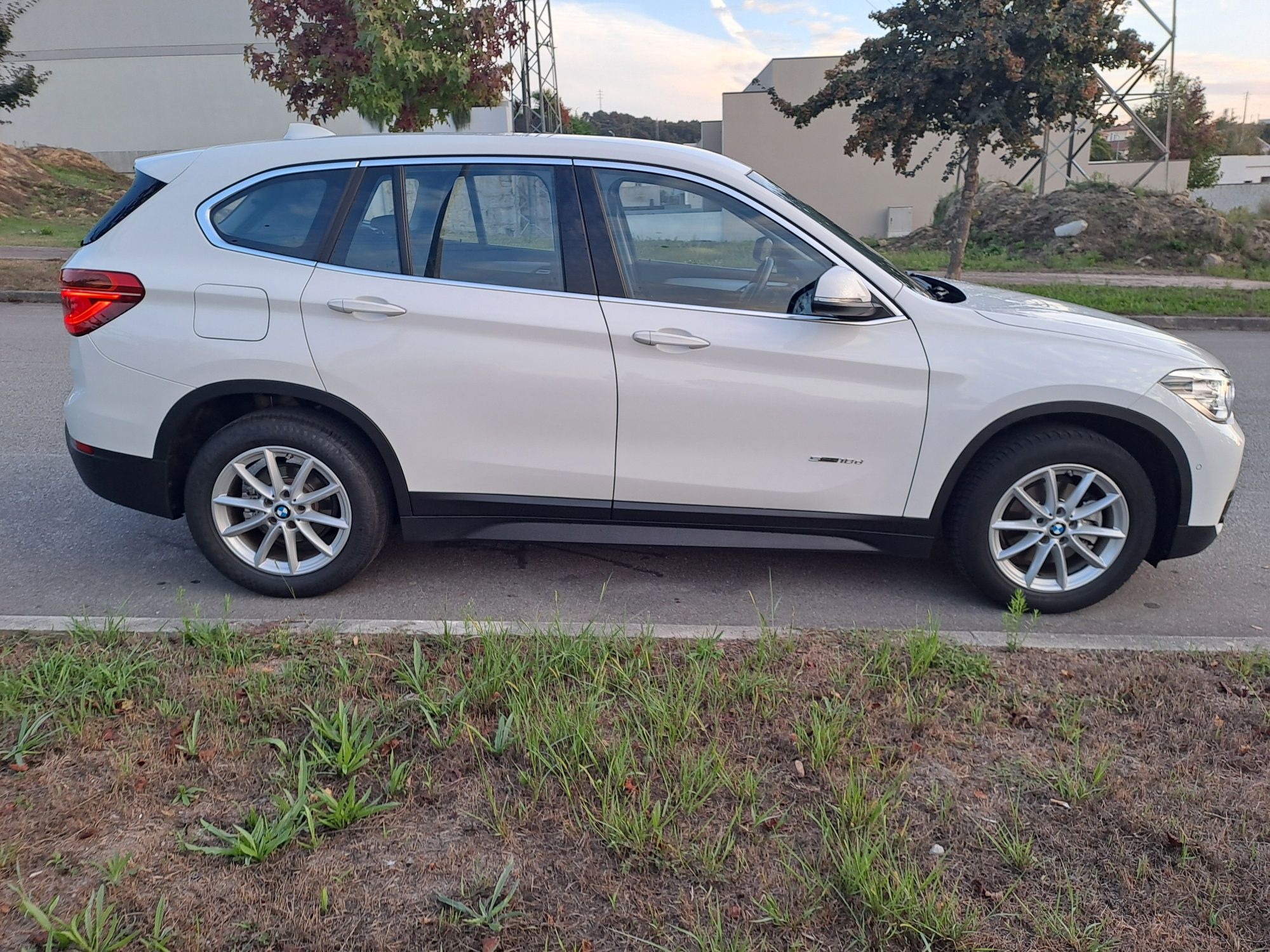 BMW X1  18d c/ 95000Km