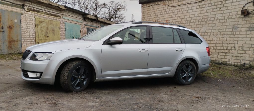 Продам Skoda Octavia A7 1.6D