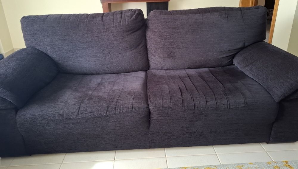 Conjunto 2 sofás pretos