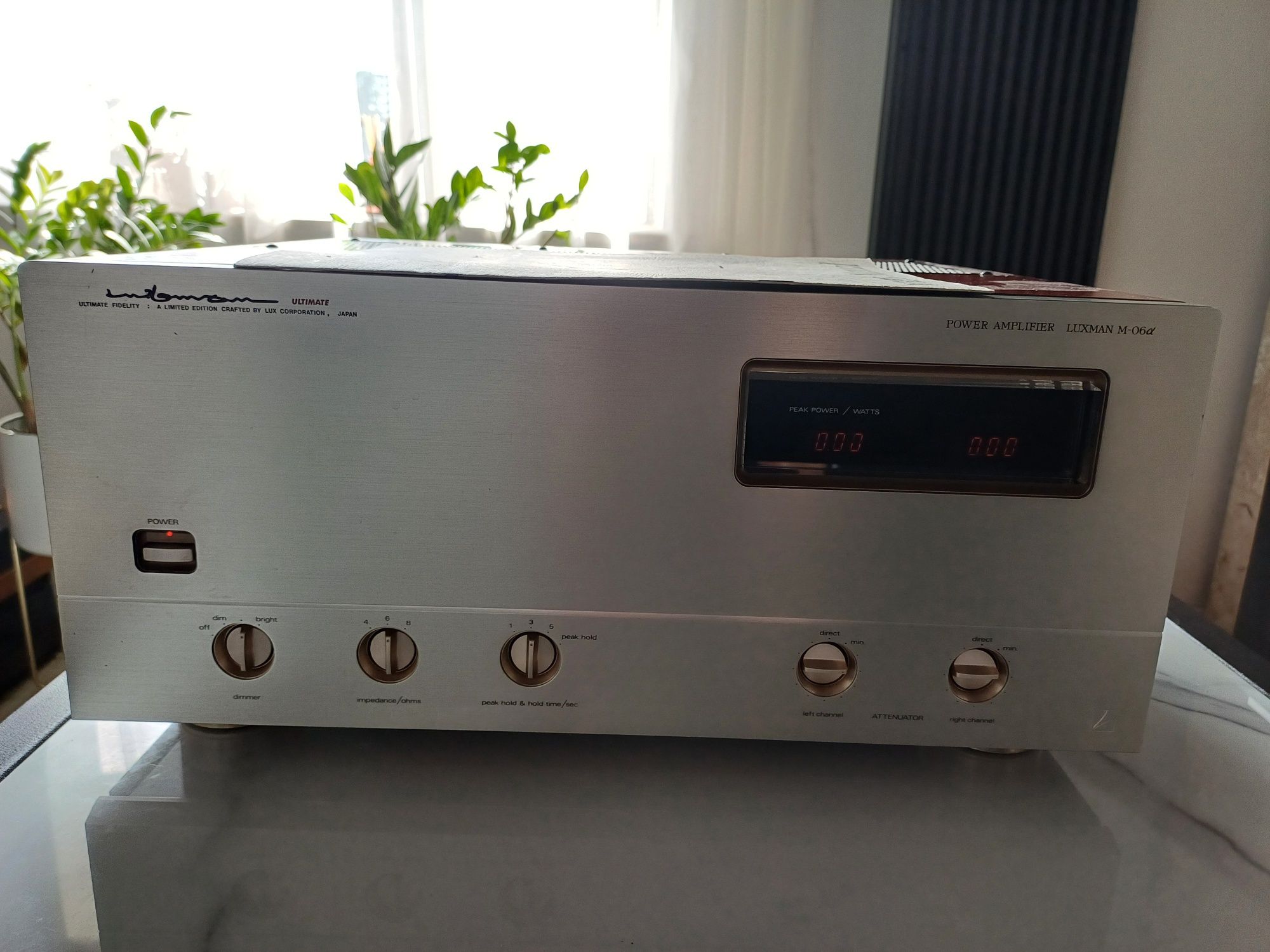 Końcówka mocy LUXMAN M-06ALPHA