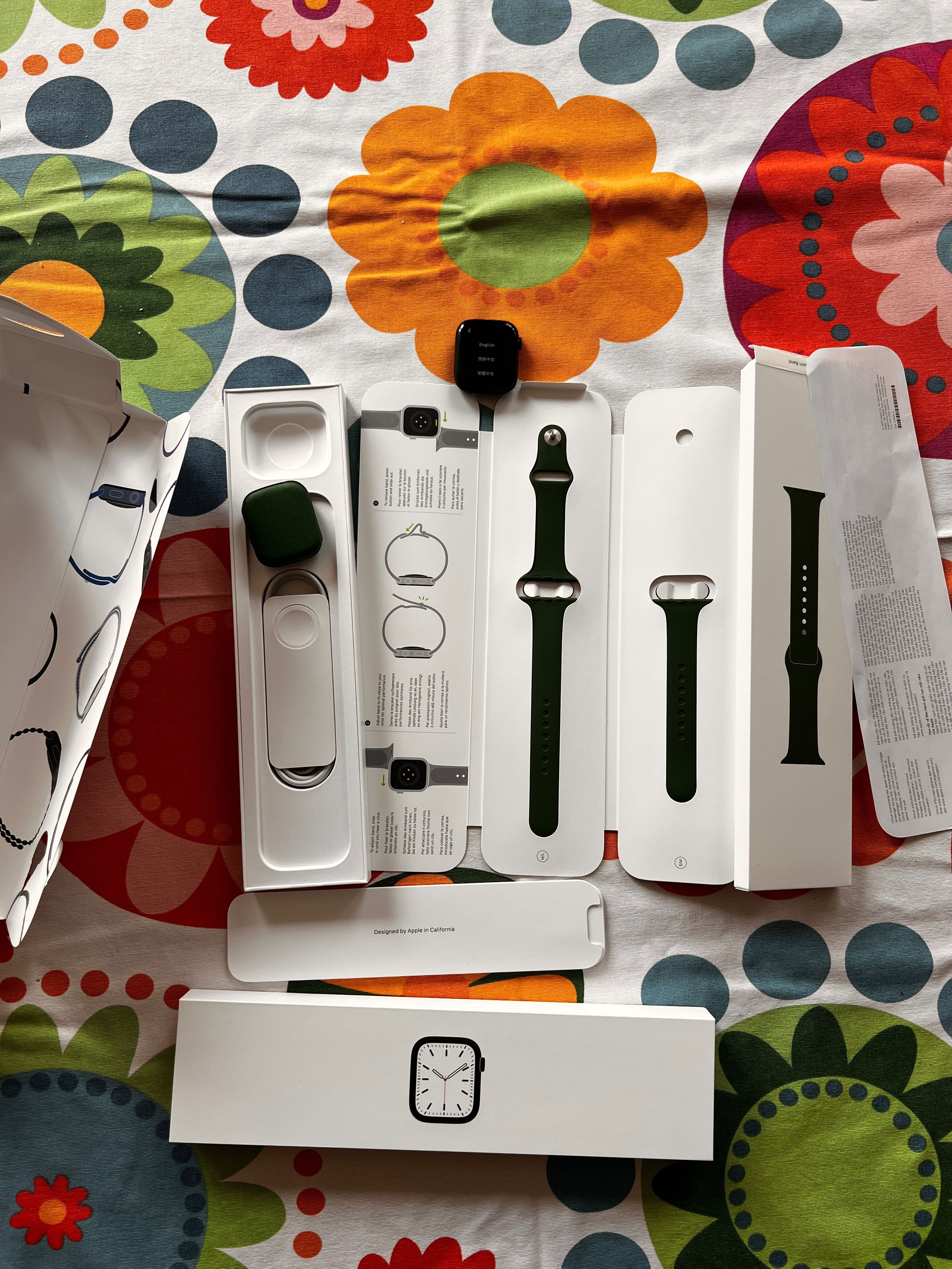 Używany Apple Watch Series 7 z e-sim - zielona obudowa aluminiowa