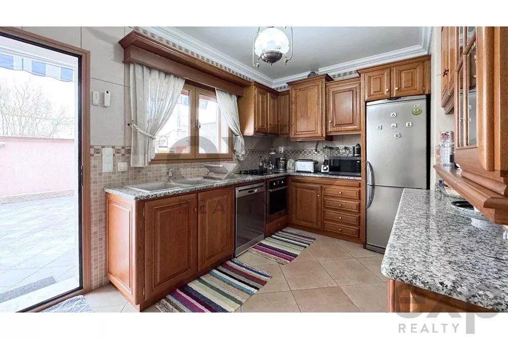 Apartamento T3 com terraço vista Castelo de Porto de Mós + garagem