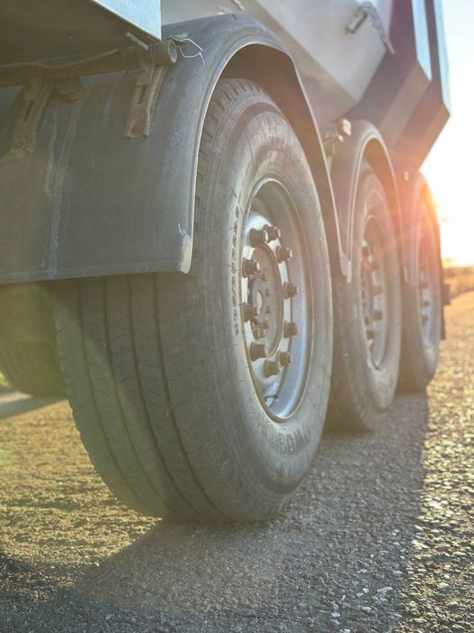 Daf xf 95 380 , полуприцеп самосвал, комплект