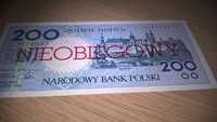 200 zł i 100 zł banknoty NIEOBIEGOWE stan idealny sprzedam