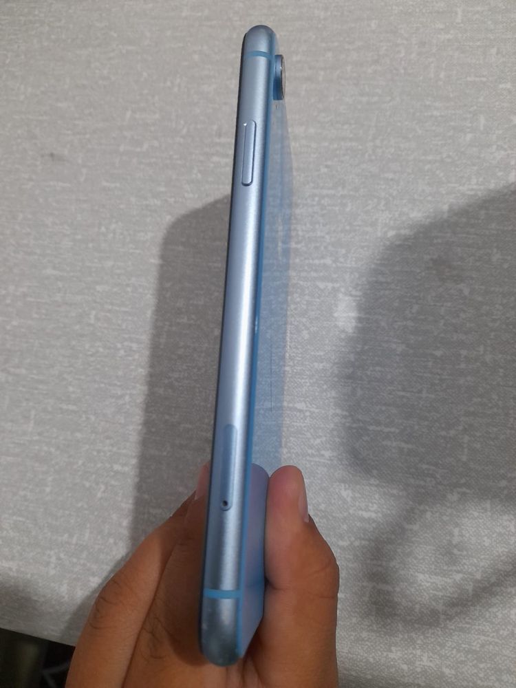 IPhone XR AZUL usado