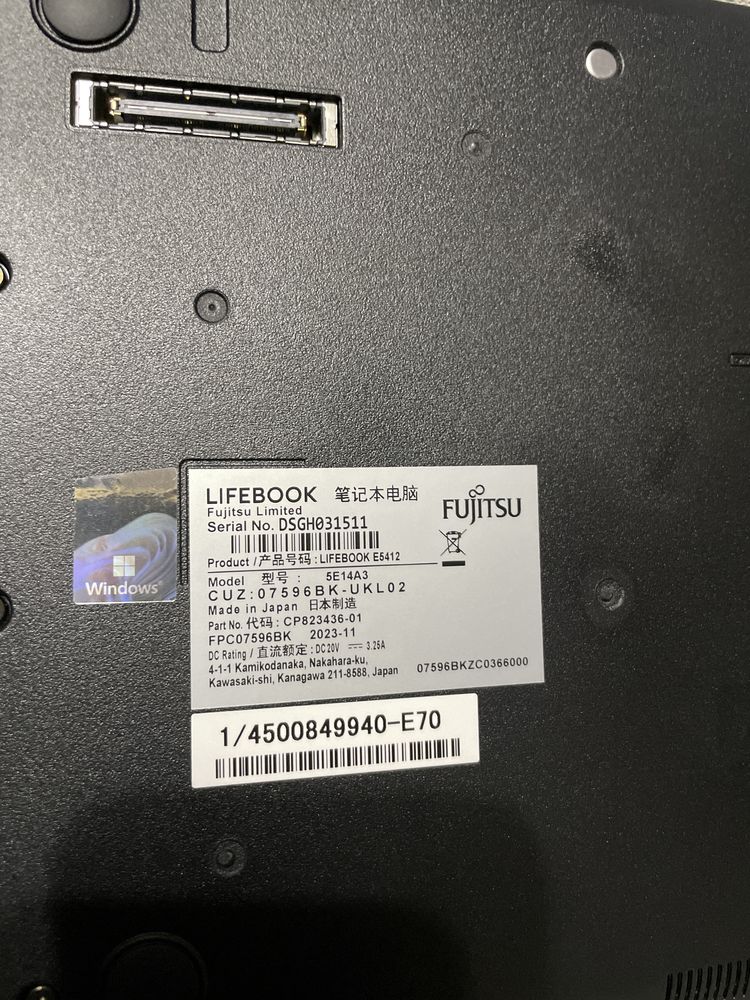 Laptop Fujitsu nowy