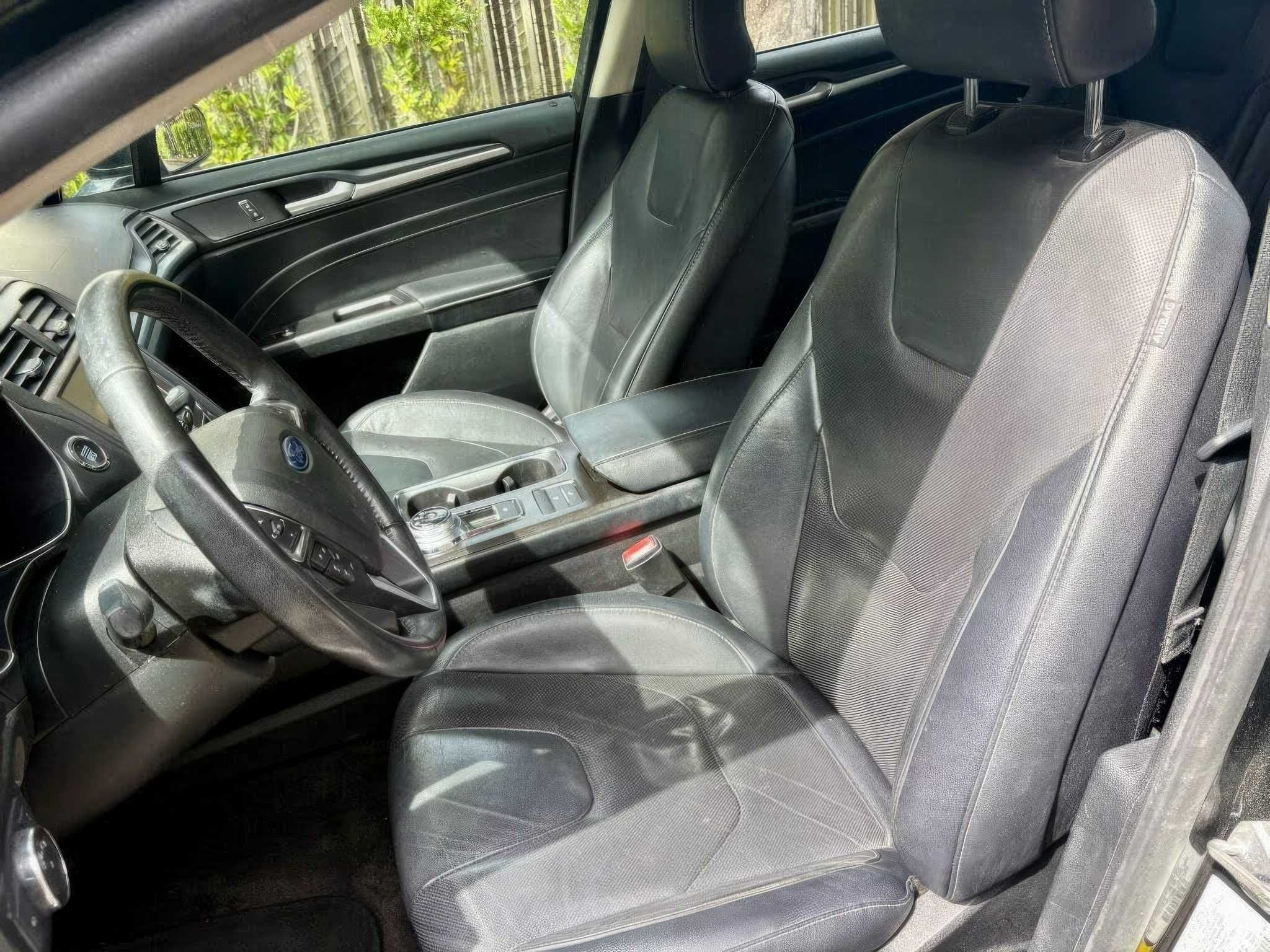 2018 Ford Fusion Hybrid Titanium FWD