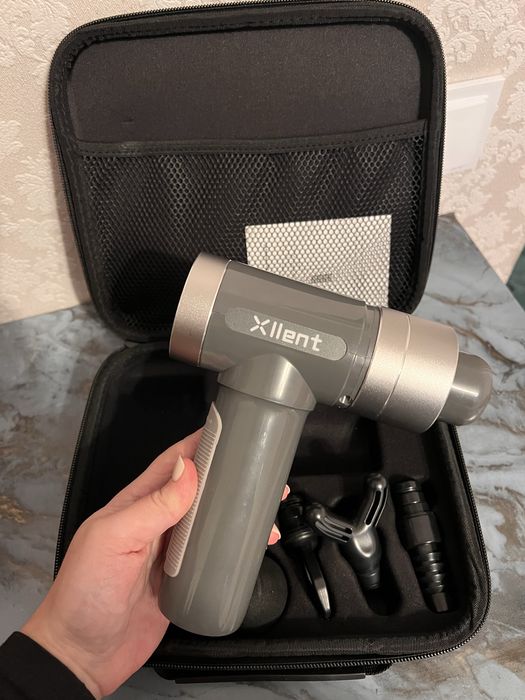 Перкусійний масажер для спини