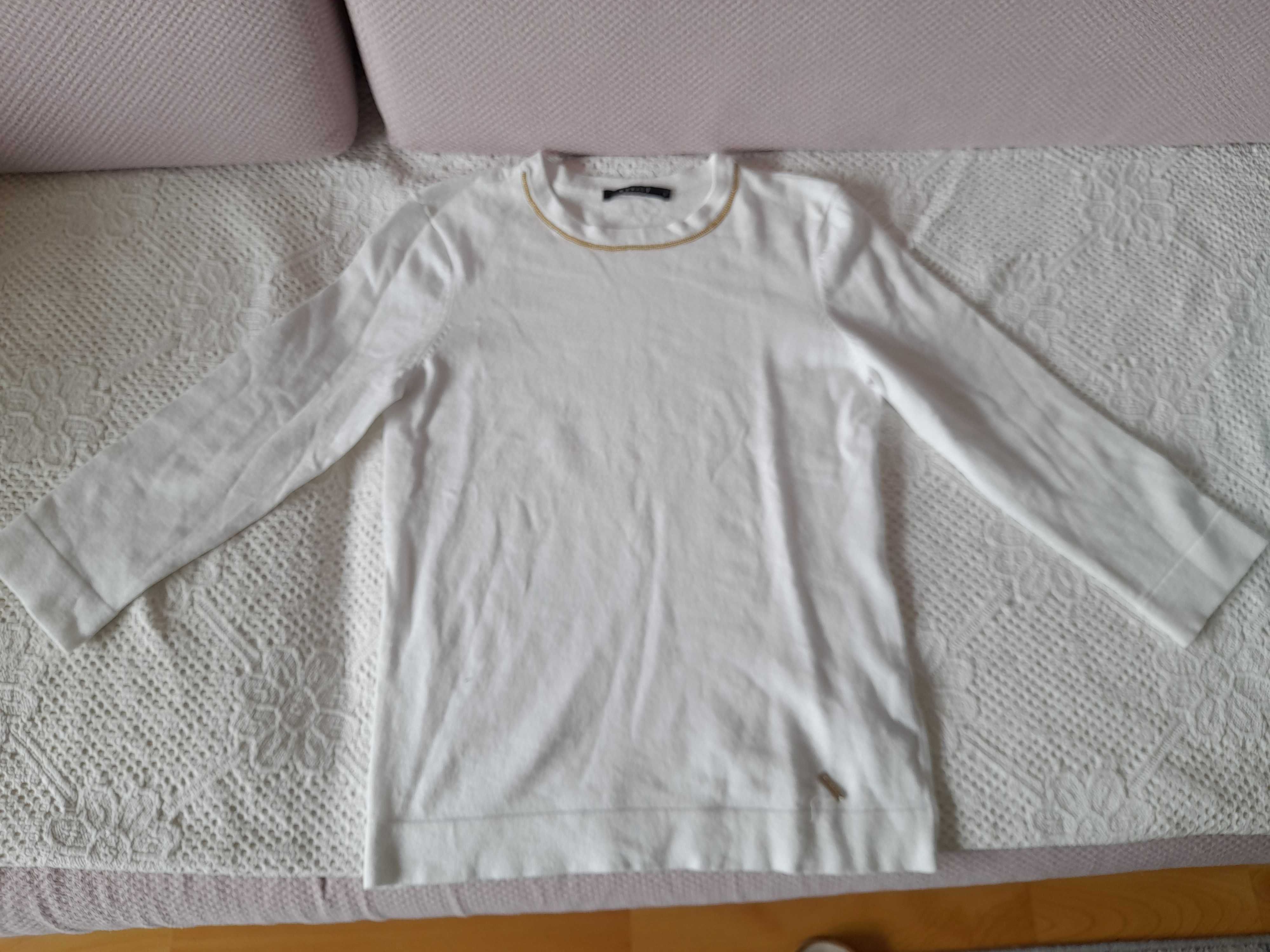 Bluzka, sweterek biały ze złotą ozdobą Mohito rozmiar S