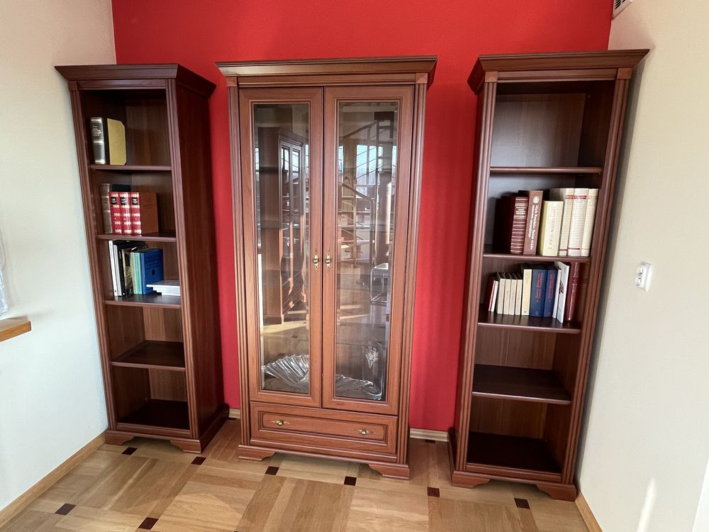 witryna biblioteczka Stylius BRW w kolorze kasztan