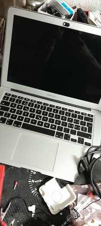 Macbook air A 1466