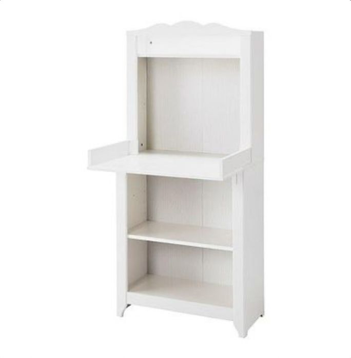 Estante branca com fraldario ikea