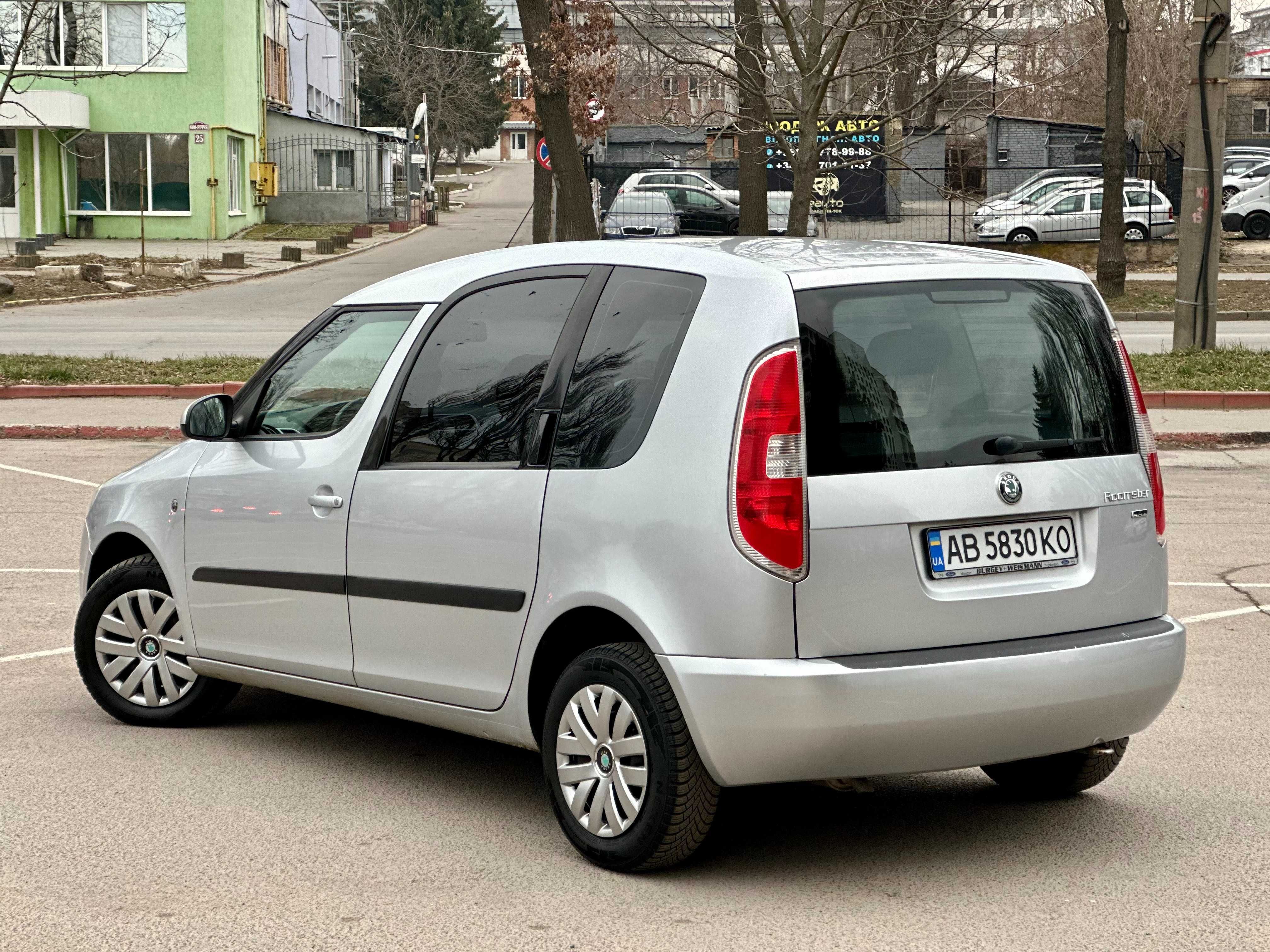 Шкода Румстер Skoda Roomster 1.4MPI ІДЕАЛЬНИЙ СТАН ! Свіжопригнана