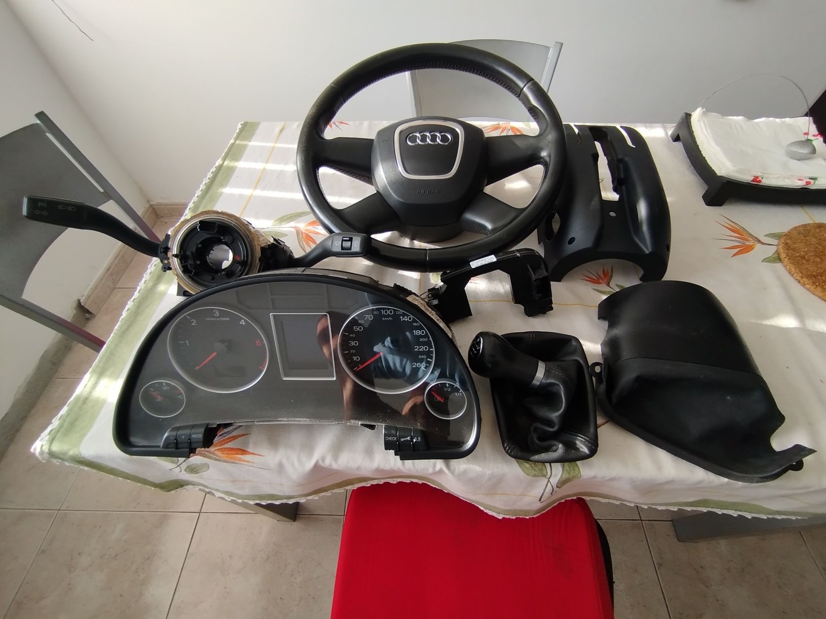 Material Audi A4 b7 Sedan 2007