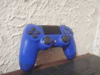 Pad ps4 niebieski. Bardzo dobry stan