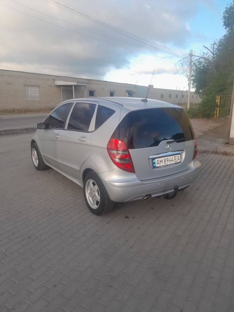 Мерседес А 150 в доброту стані