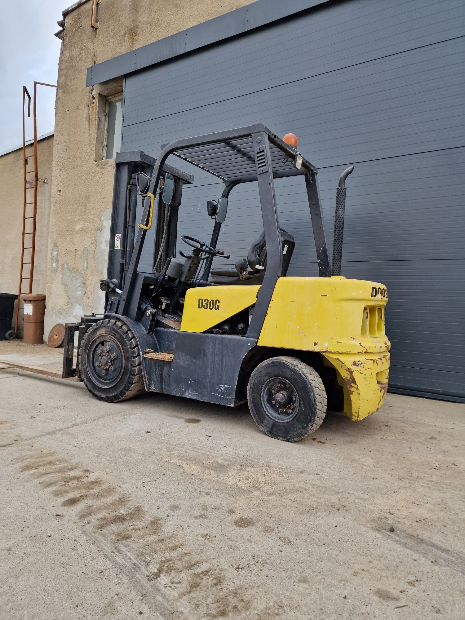 Doosan D30G Yanmar org 5059mth wózek widłowy