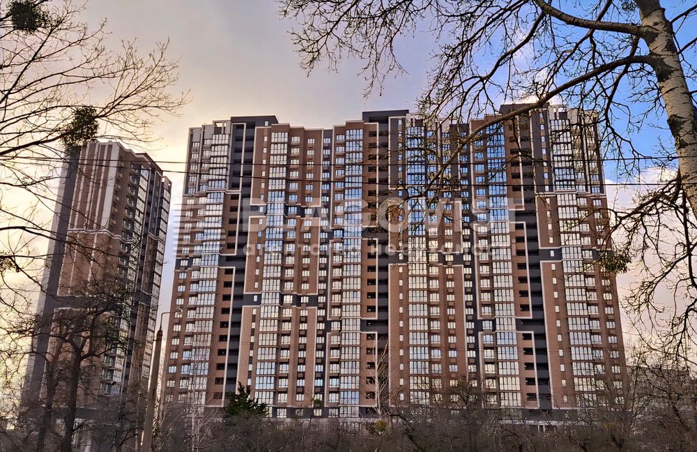Продаж 3к ремонт  Васильківська 37г 10 пов 88м  ЖК бізнес-класу