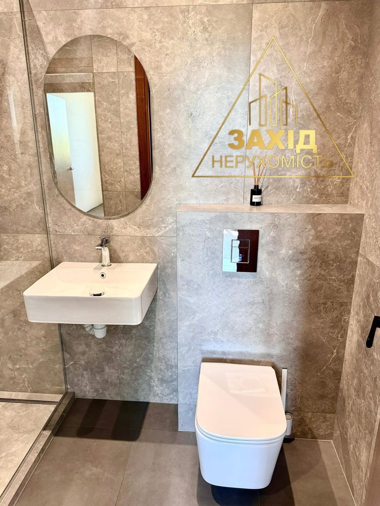 Продаж будинку в стилі хай тек 140 кв.м з дизайнерським ремонтом