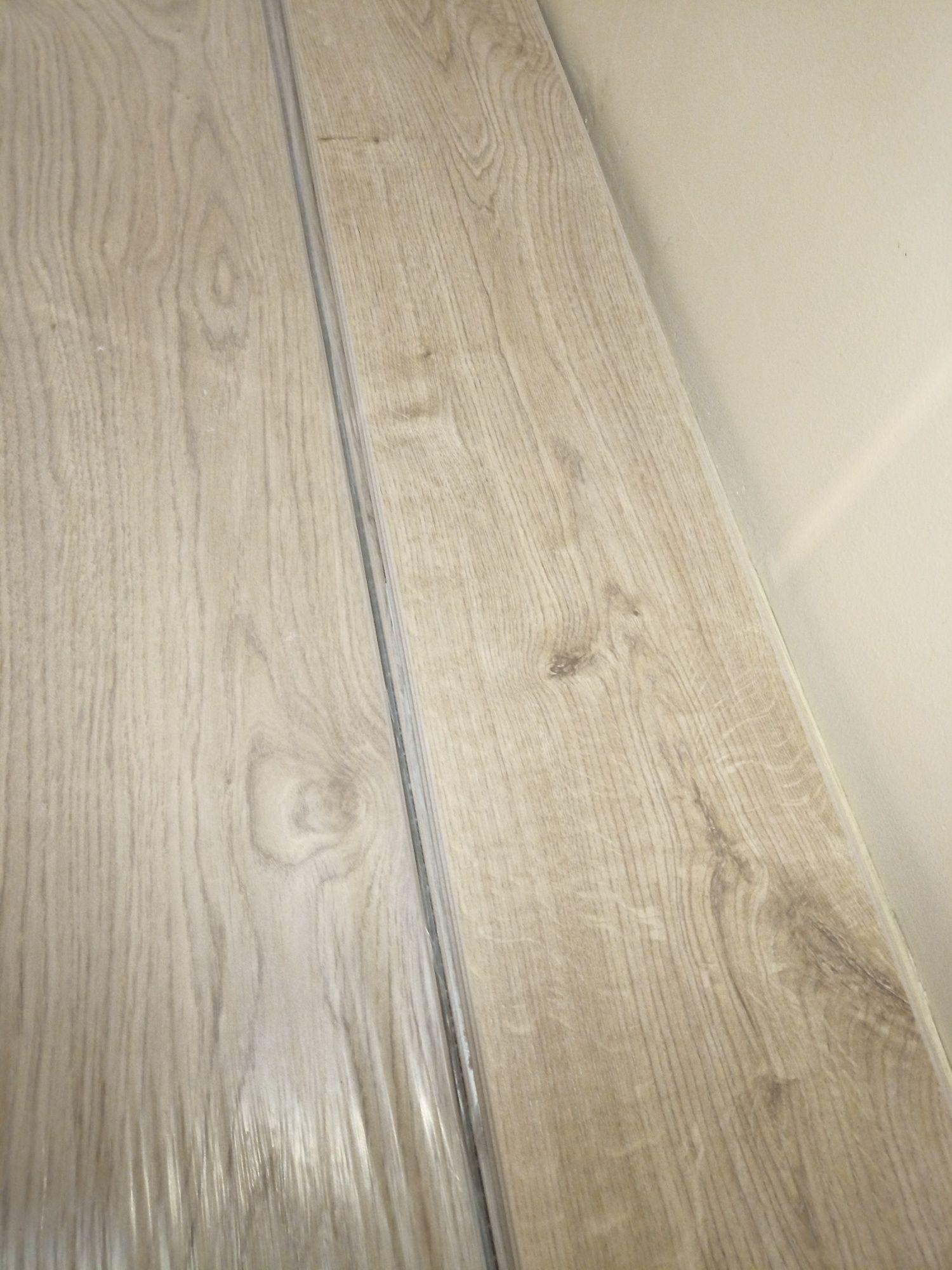 Panele podłogowe AC5 SWISS KRONO My floor COTTAGE 8mm