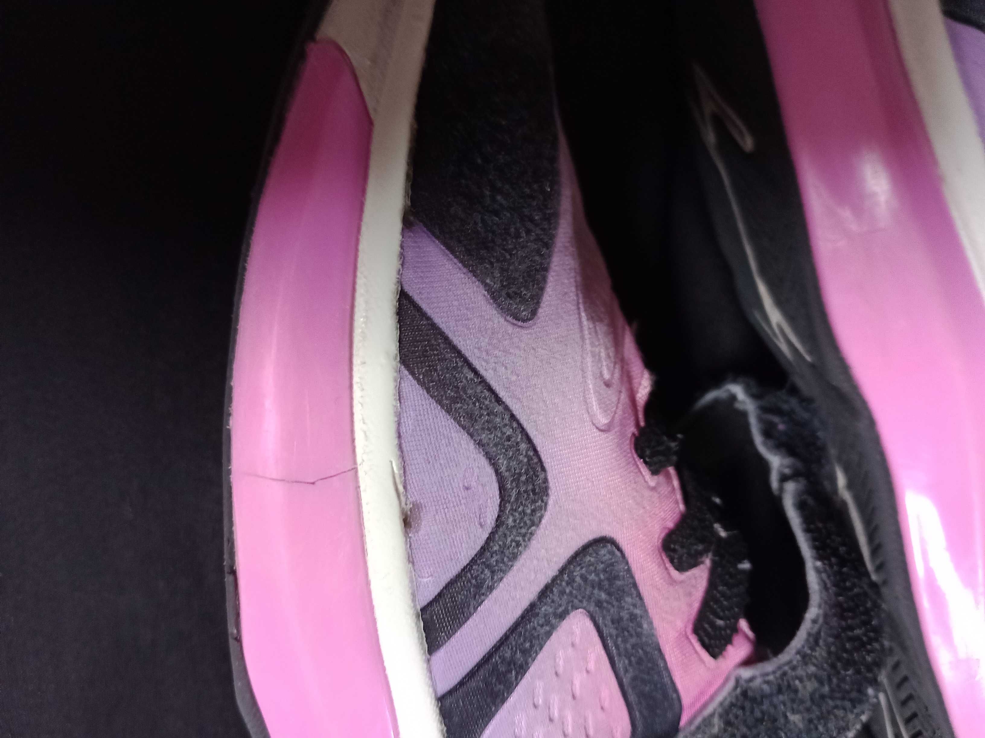 Adidasy Sprandi rozmiar 33 świecące