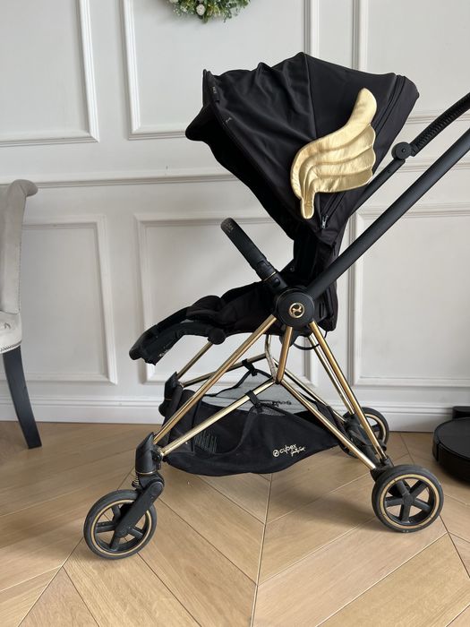 Cybex Mios Jeremy Scott stan super
