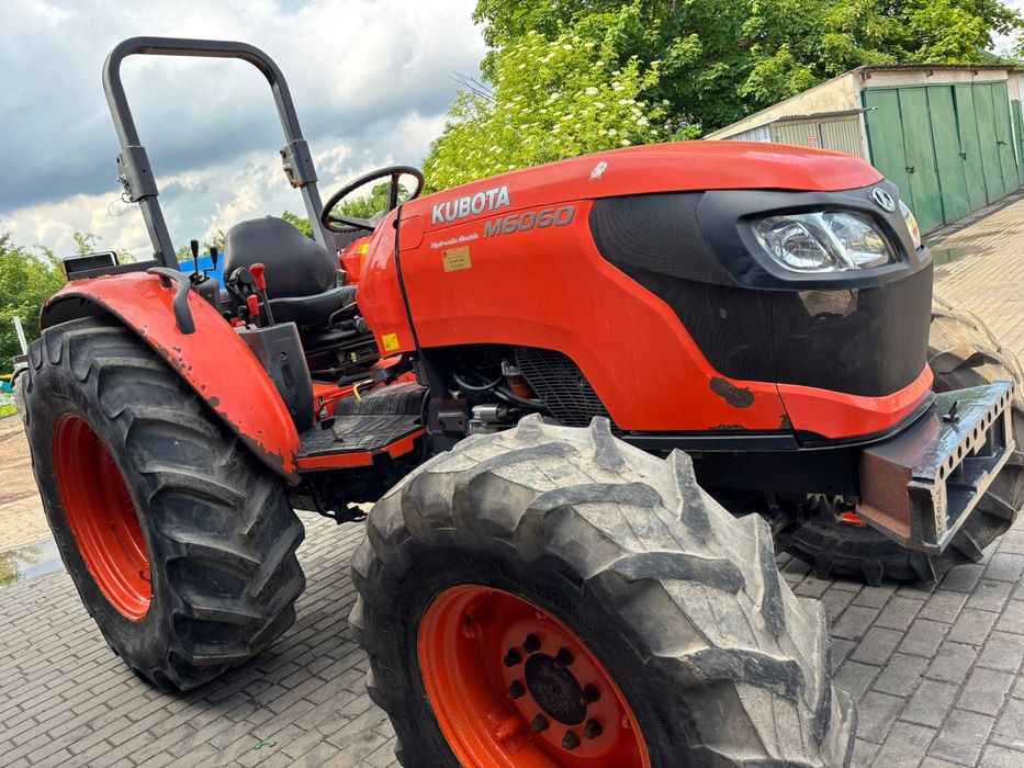 Kubota L2351 sadowniczy Ciągnik komunalny / Kubota M6060