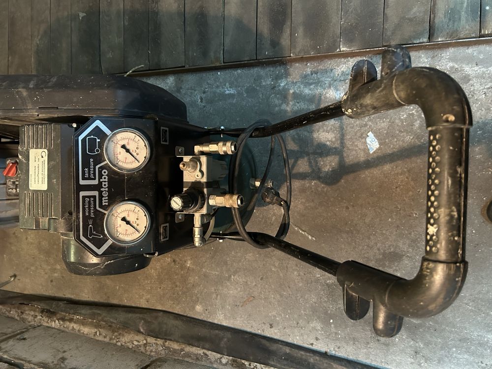 Sprężarka METABO elektryczna 230 V, MEGA 400-50 W