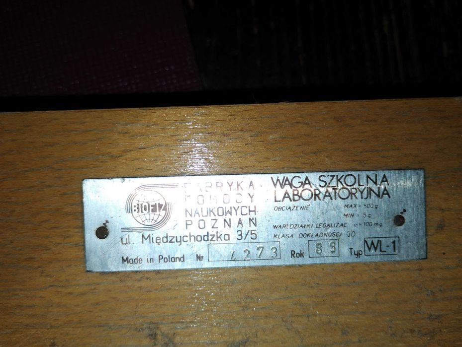 Waga laboratoryjna