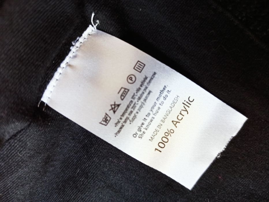Nowy elegancki sweterek chłopięcy r. 92