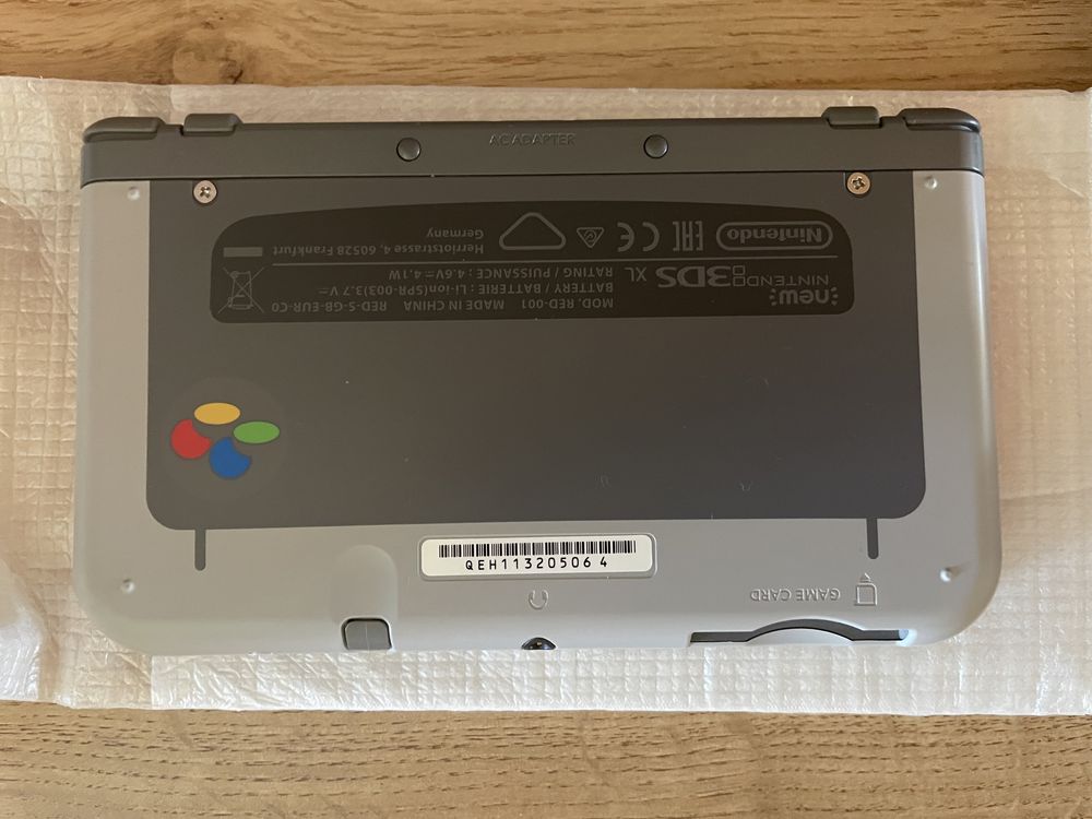 New Nintendo 3DS XL SNES Edition Console Retro - 2DS/3DS - Console